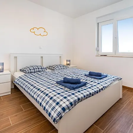 Lägenhet Appartments Kosamiri Nahe Zadar