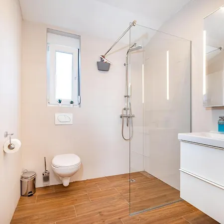Appartments Kosamiri Nahe Zadar Привлака
