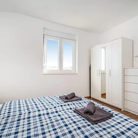 Appartments Kosamiri Nahe Zadar Apartment