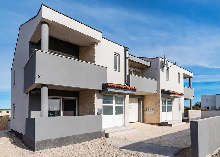 شقة Appartments Kosamiri Nahe Zadar